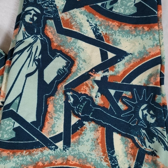 NWOT LuLaRoe TC2 4th of July Leggings - Picture 3 of 6